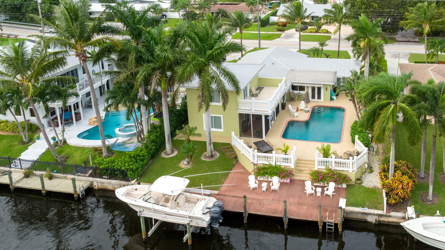 Property Photo:  628 Lighthouse Drive  FL 33408 