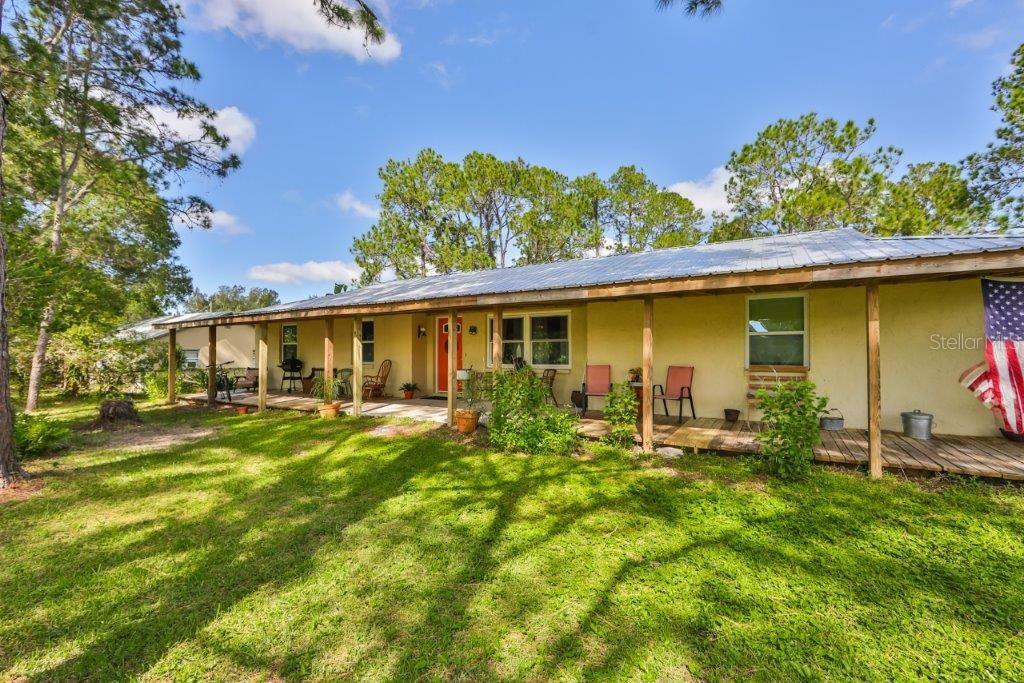 Property Photo:  10818 Dixon Drive  FL 33579 