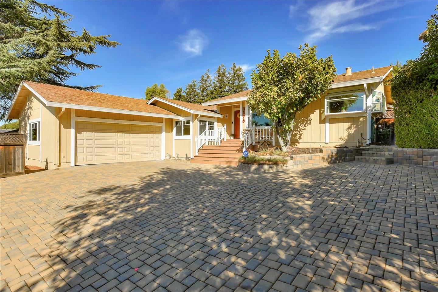 Property Photo:  2870 Hay Loft Way  CA 95037 