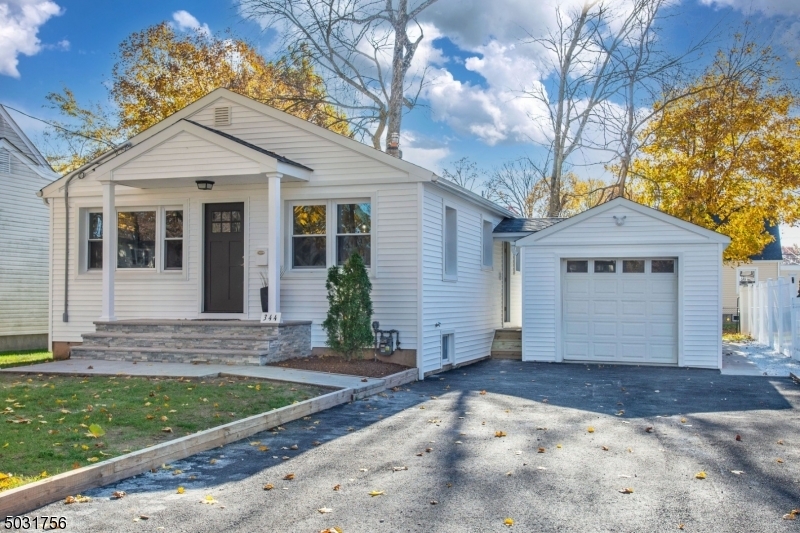 Property Photo:  344 Willow Ave  NJ 07076 