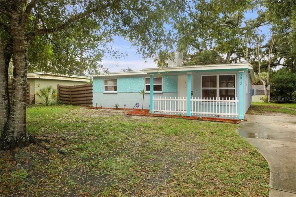 Property Photo:  3812 Papai Drive  FL 34232 