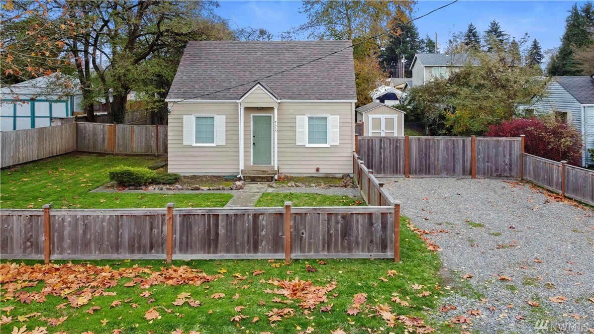 Property Photo: 7615 S Winnetka St WA 98408