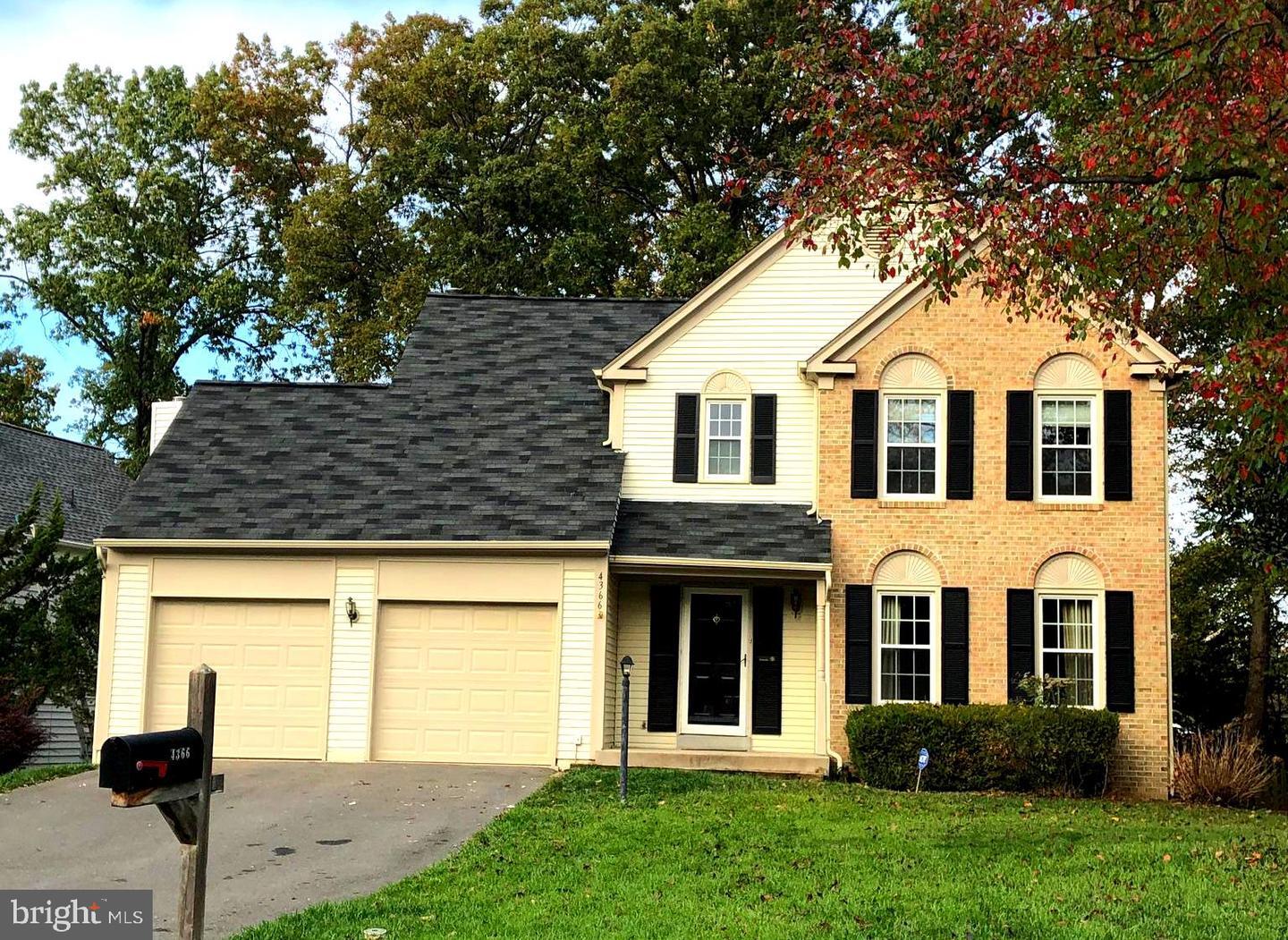 Property Photo: 4366 Huntley Court VA 22192