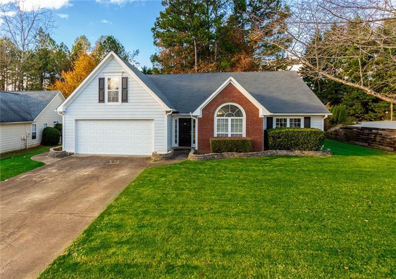 Property Photo: 4209 Chatham View Drive GA 30518
