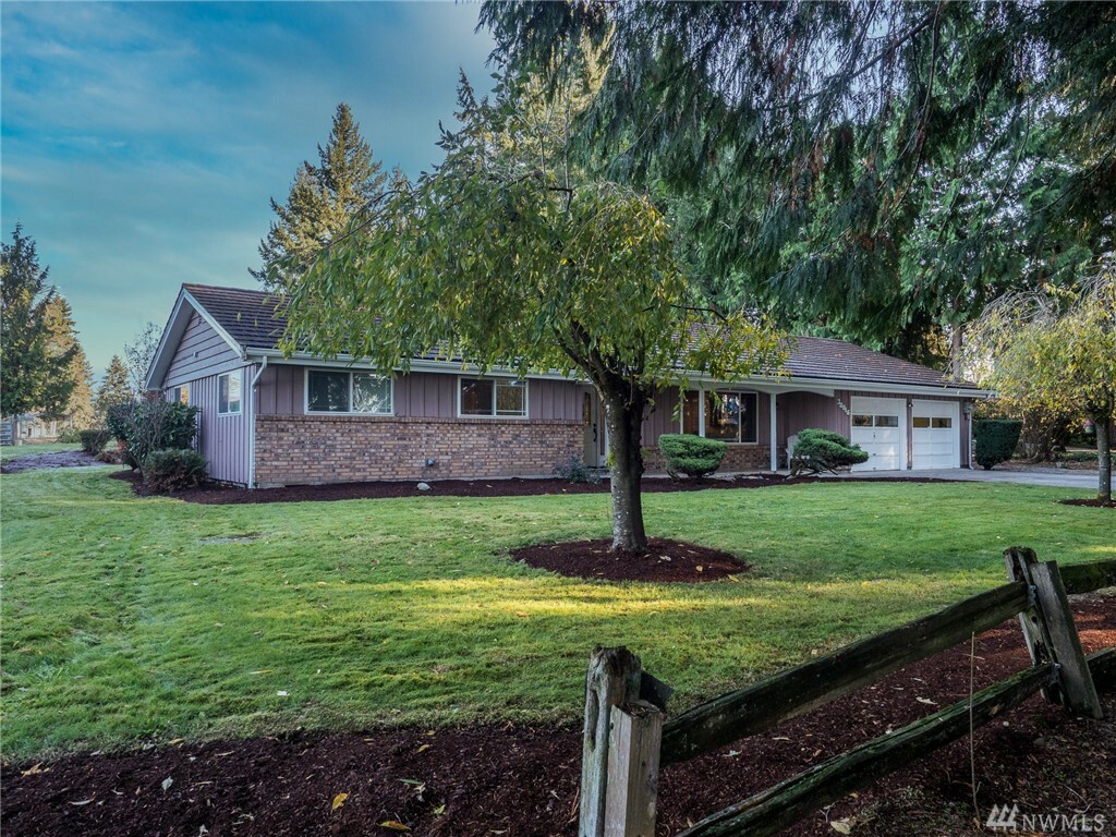 Property Photo:  38016 SE 183rd Ave SE  WA 98092 