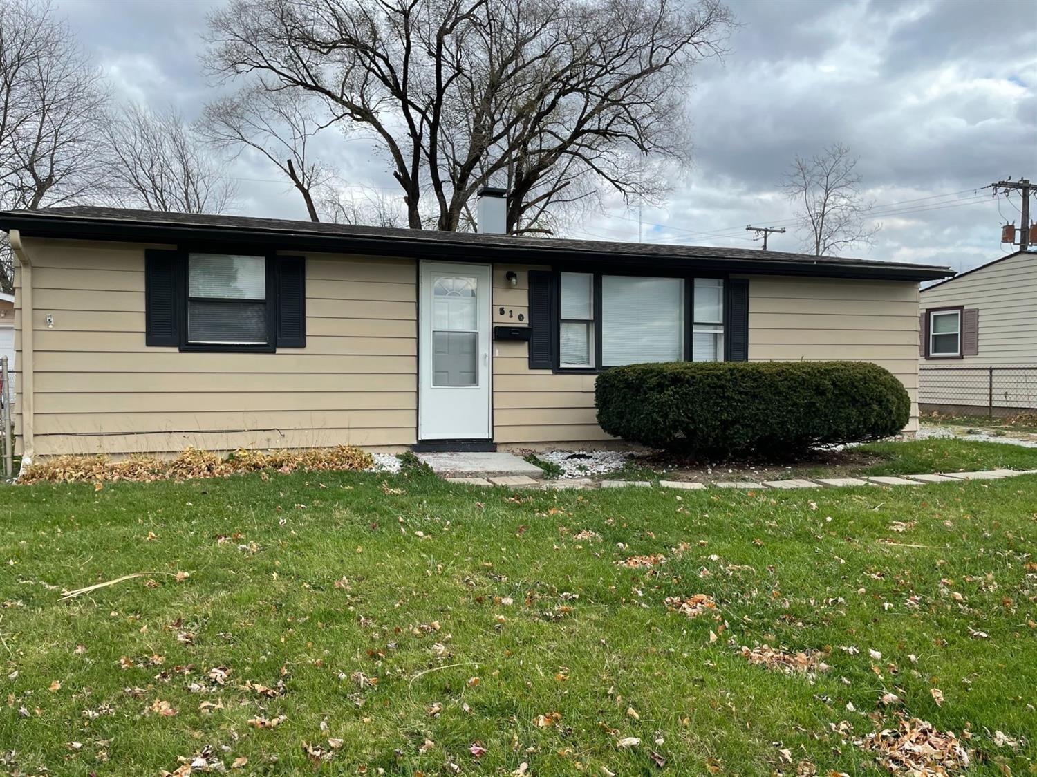 Property Photo:  510 Emmetsburg Avenue  IN 46385 