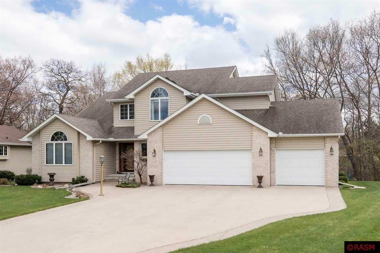 Property Photo:  2129 Peregrine Lane  MN 56003 