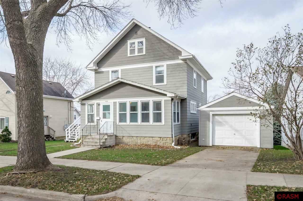 Property Photo:  1016 N 5th Street  MN 56001 