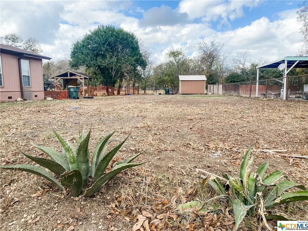 Property Photo:  310 Knox Street  TX 78666 