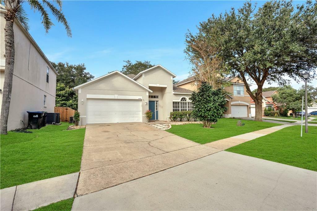 Property Photo: 14750 Kristenright Lane FL 32826