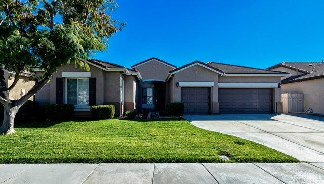 Property Photo:  40168 Tennyson Road  CA 92563 