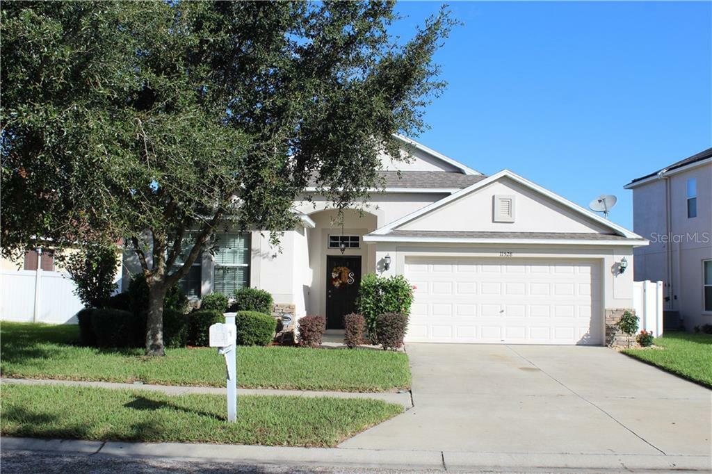 Property Photo: 11528 Weston Course Loop FL 33579