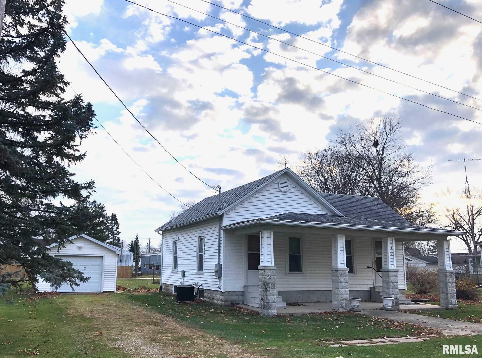 310 E Bishop  Yates City IL 61572 photo