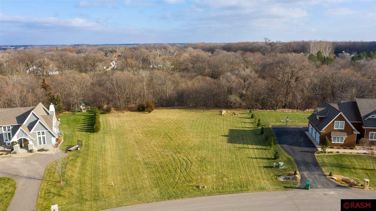 Property Photo: 165 Summerfield Trail MN 56001
