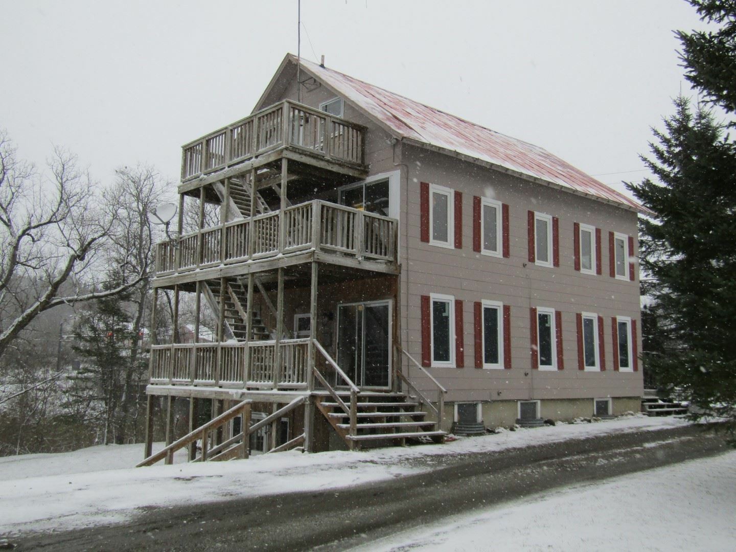 Property Photo:  2415 Vt Route 14 South  VT 05651 