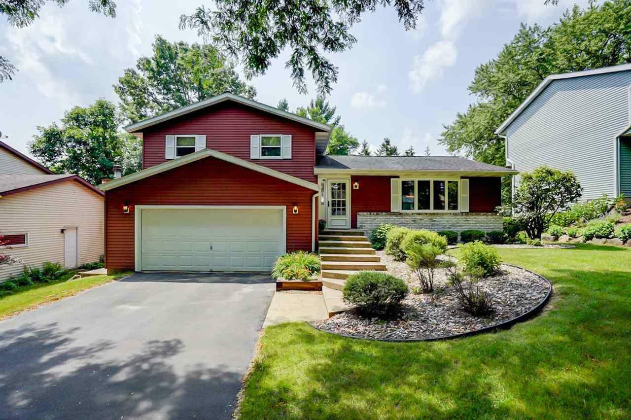 Property Photo:  13 Lancaster Ct  WI 53719 