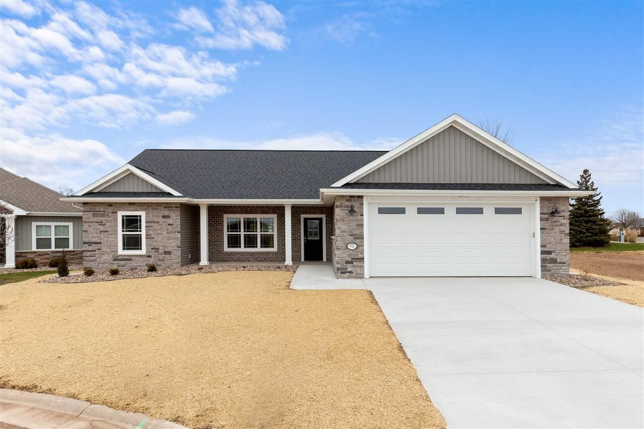 Property Photo: 921 Whisper Falls Court WI 54952