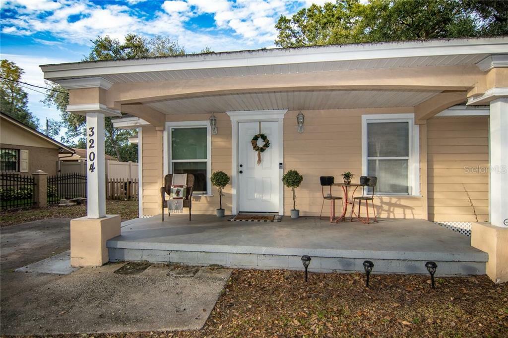 Property Photo:  3204 E Diana Street  FL 33610 