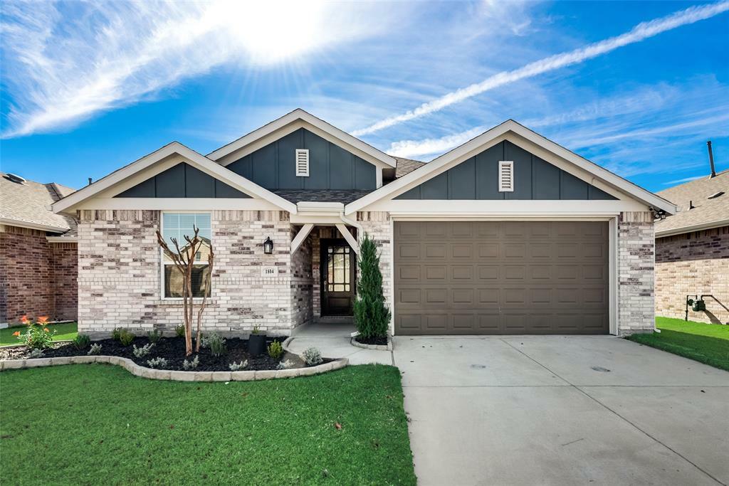 Property Photo:  1804 Ranch Trail Road  TX 76227 