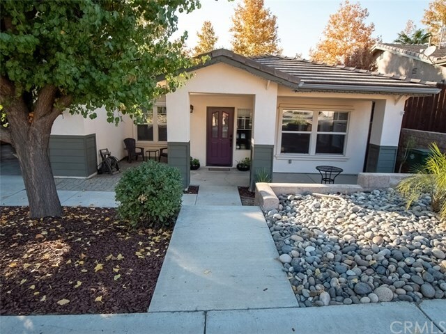 Property Photo:  1217 Echo Court  CA 93446 