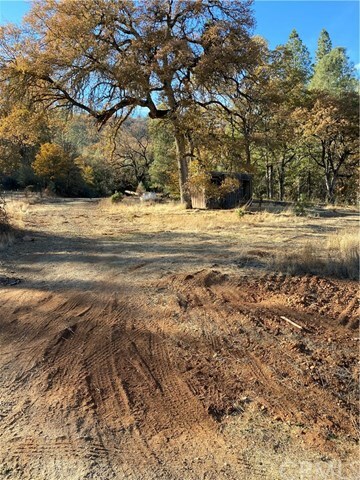 Property Photo:  5092 Oak Road  CA 95345 