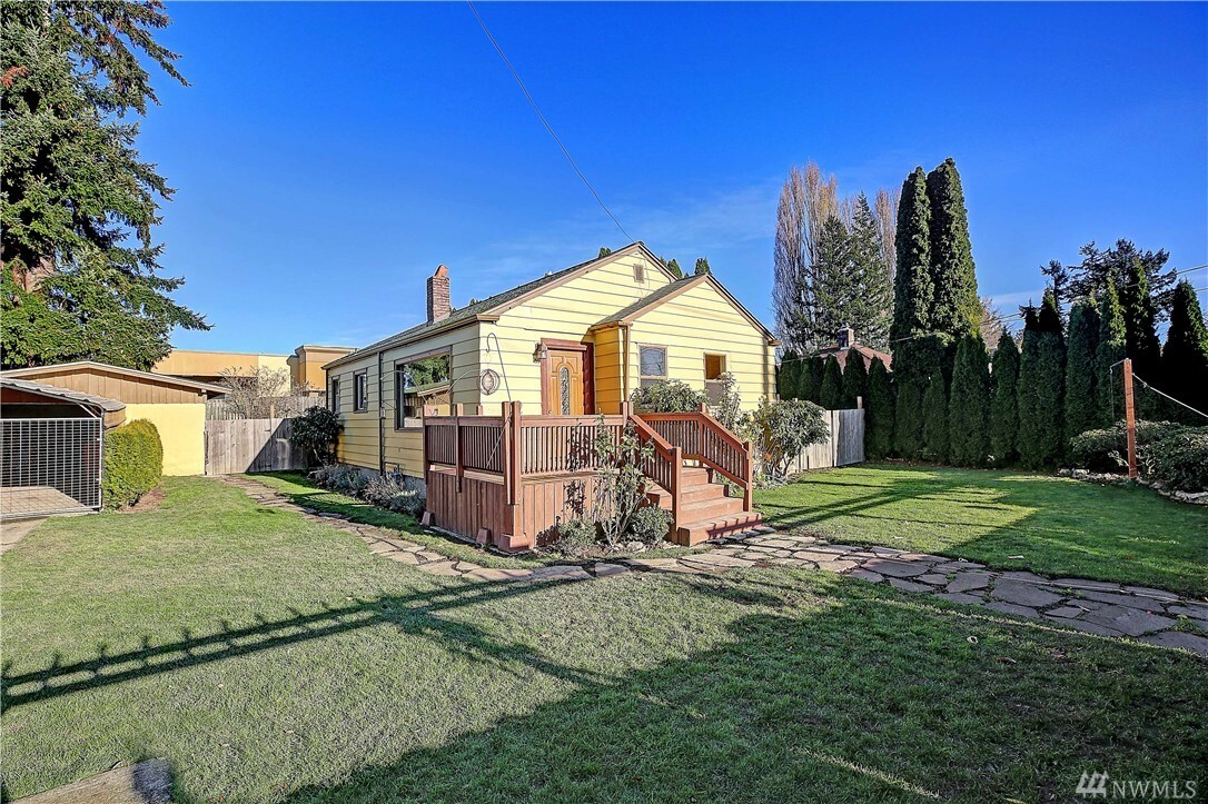 Property Photo:  93 Willow Lane  WA 98273 