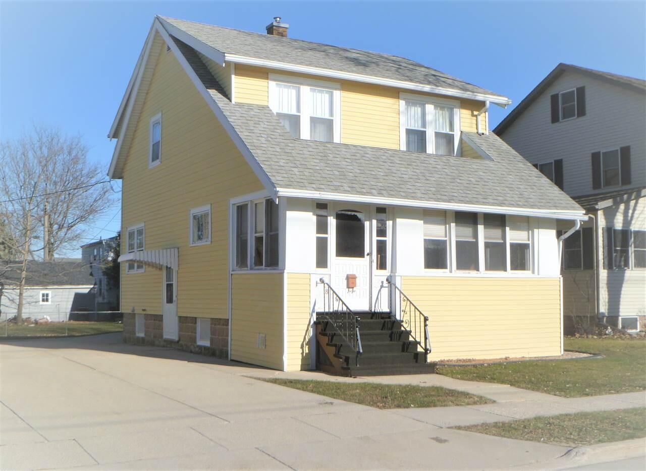 Property Photo:  618 East Jefferson St  WI 53963 