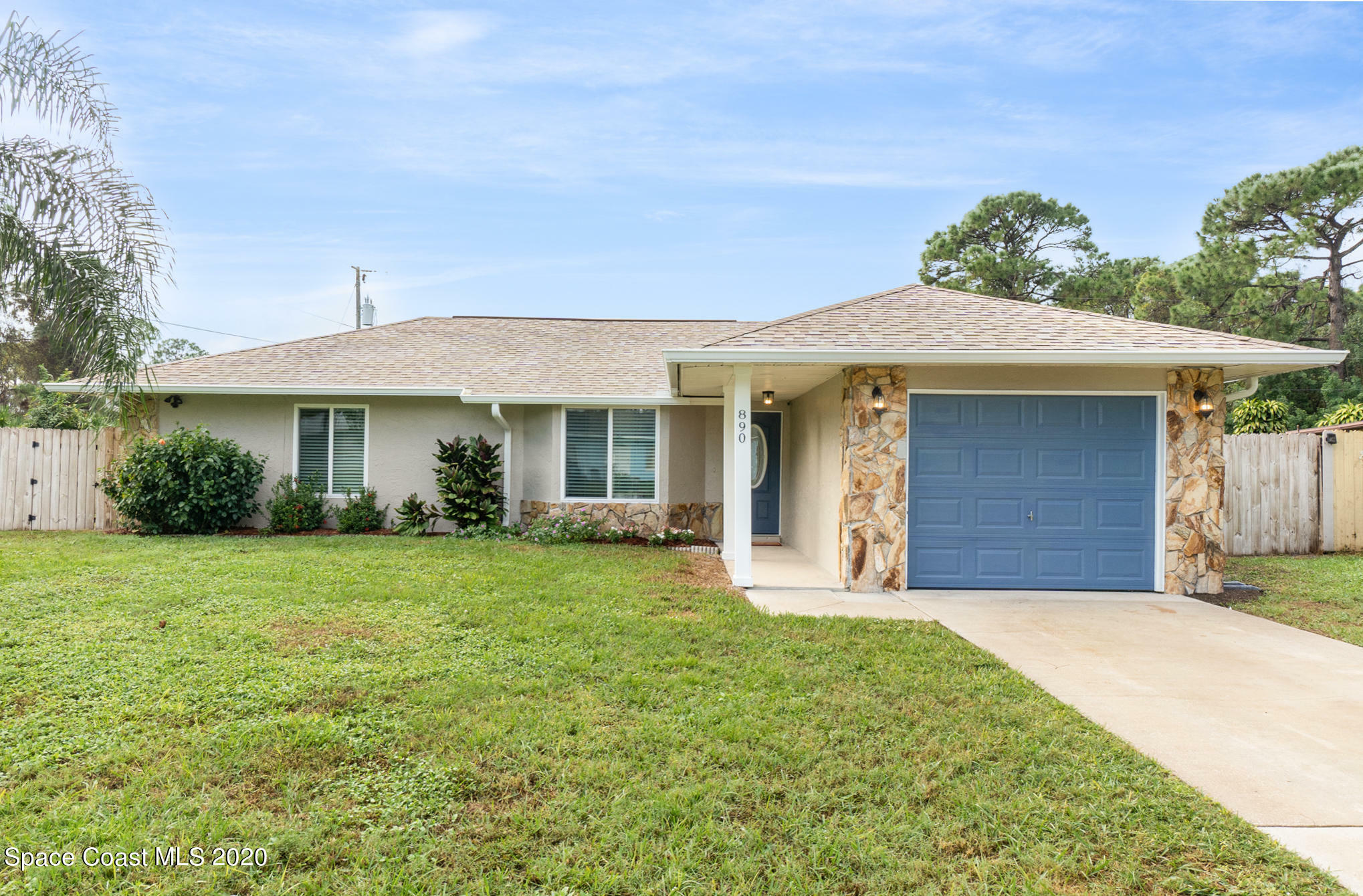 Property Photo:  890 Charcoal Avenue SE  FL 32909 