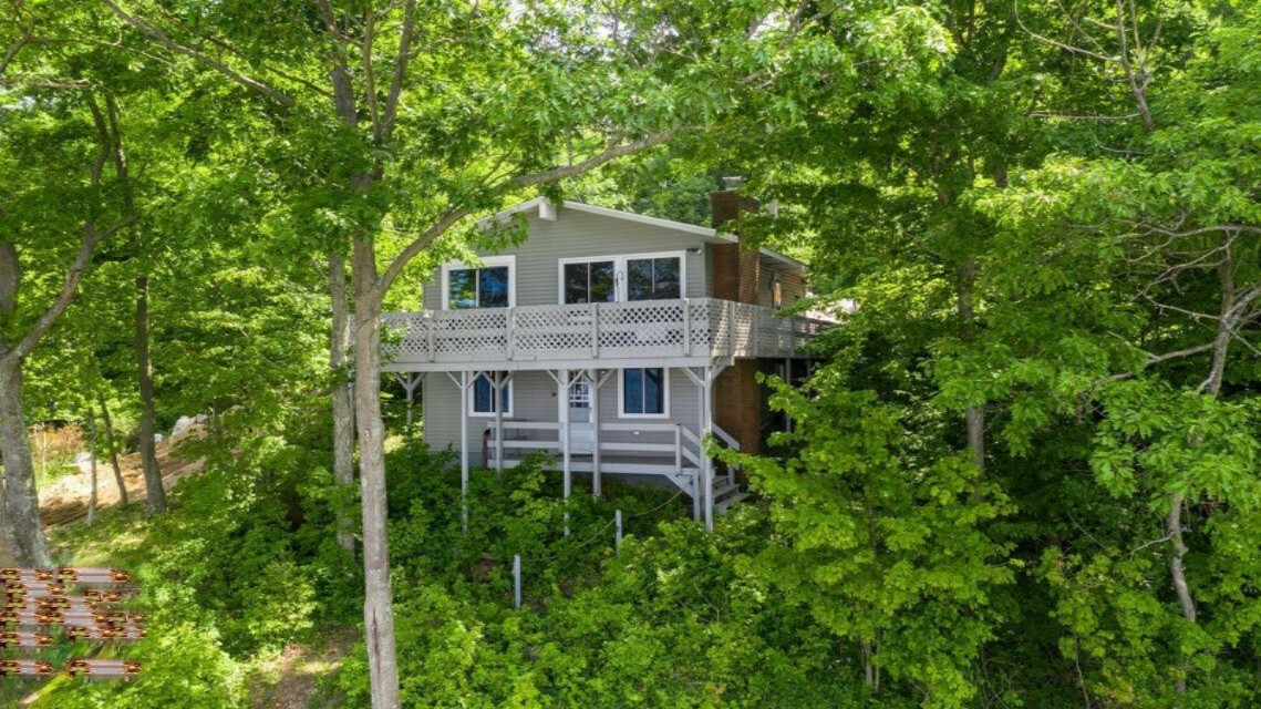 Property Photo:  8930 Beech Ridge Drive  MI 49437 