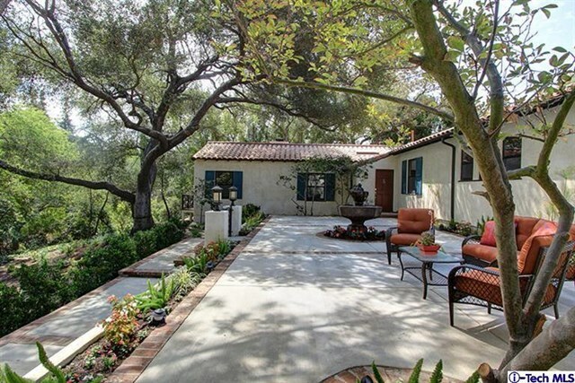 Property Photo: 1405 S Oakland CA 91106