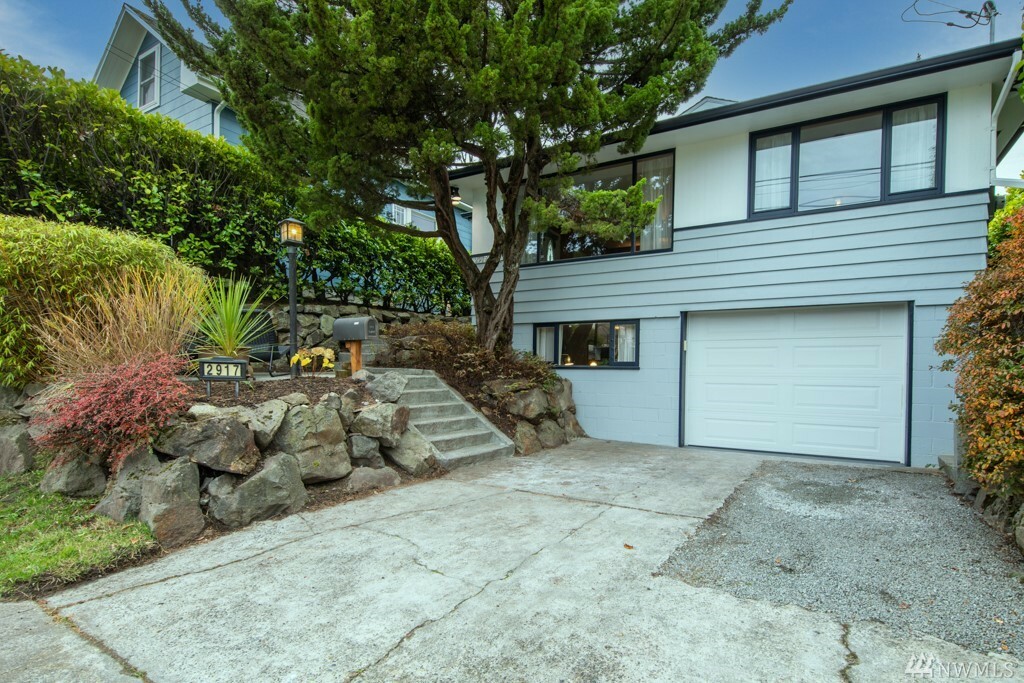 Property Photo:  2917 23rd Ave S  WA 98144 