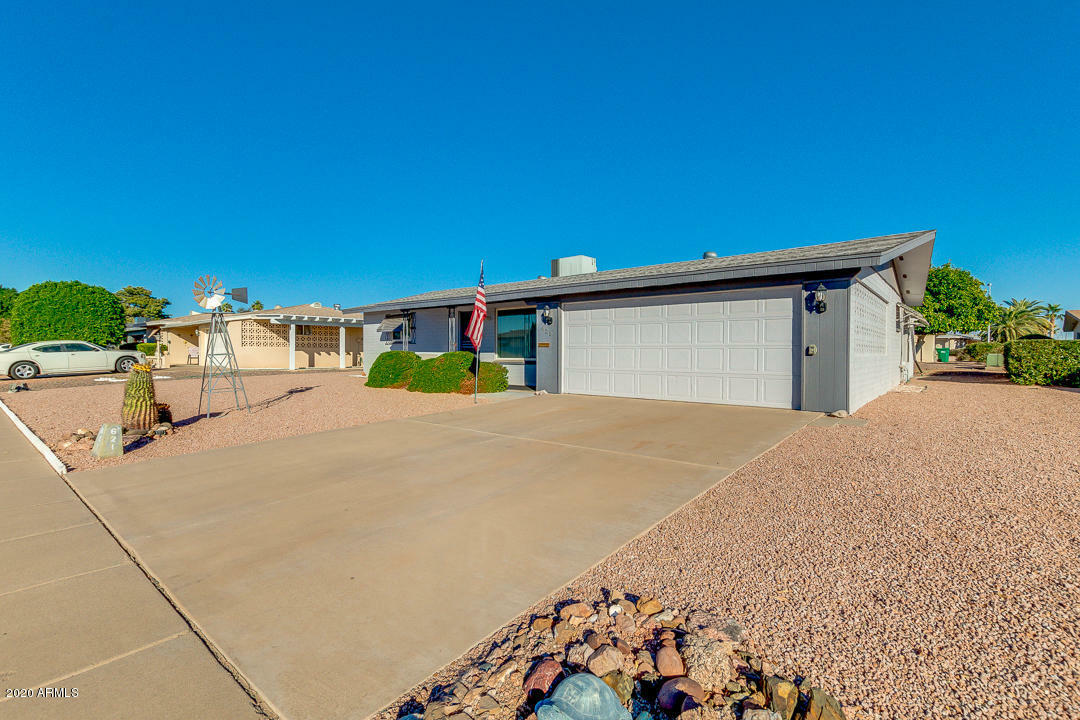 Property Photo:  621 N 63rd Place  AZ 85205 