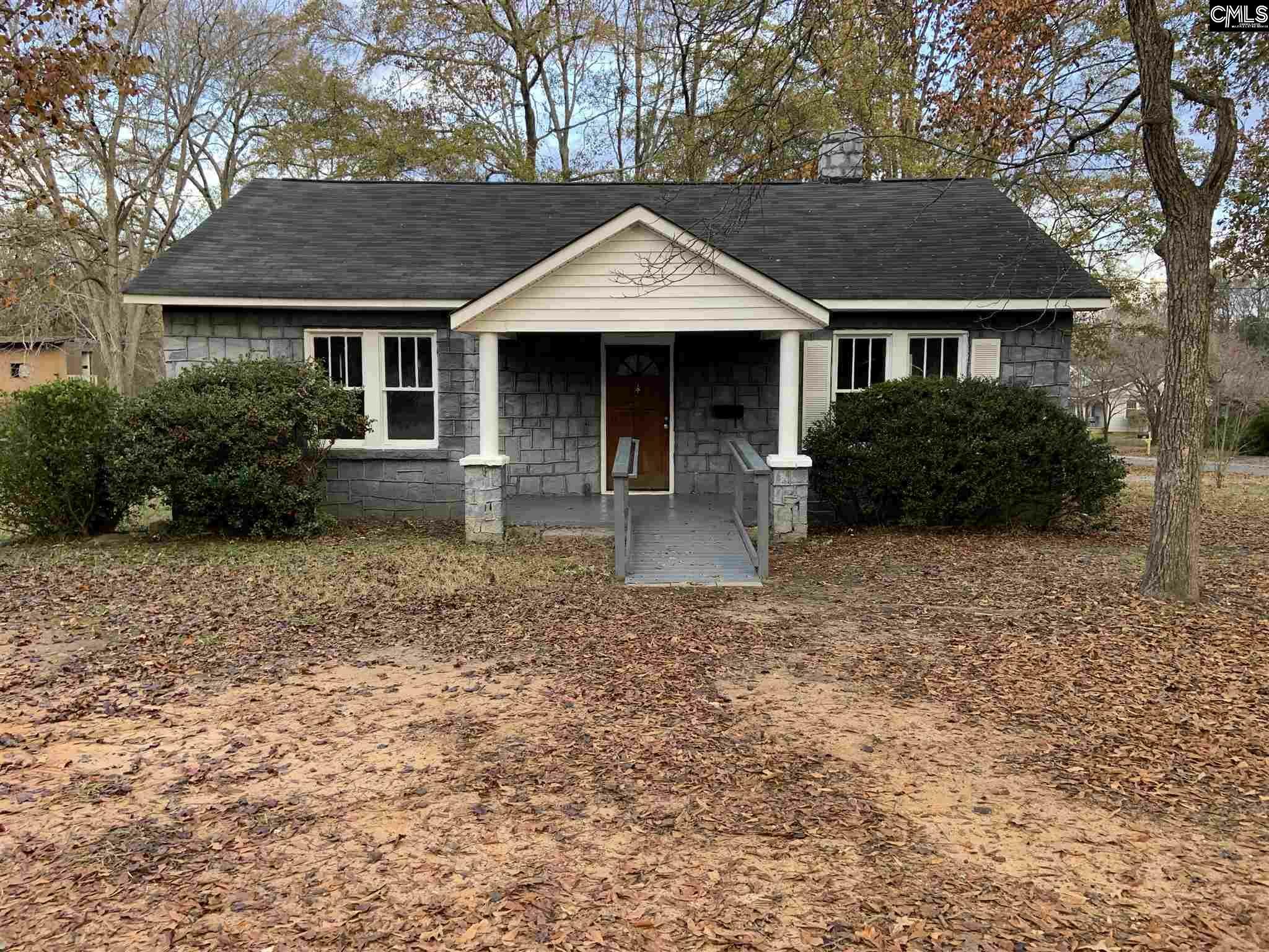 Property Photo:  402 West Liberty  SC 29180 