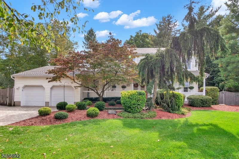 Property Photo:  47 Wilrue Pkwy  NJ 07444 