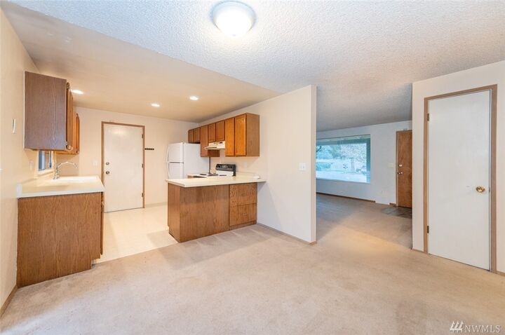 Property Photo:  35024 18th Ave SW  WA 98023 