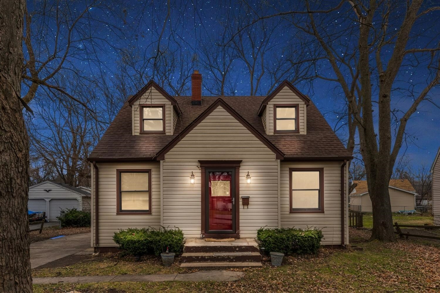 Property Photo: 2139 Inner Circle IN 46321