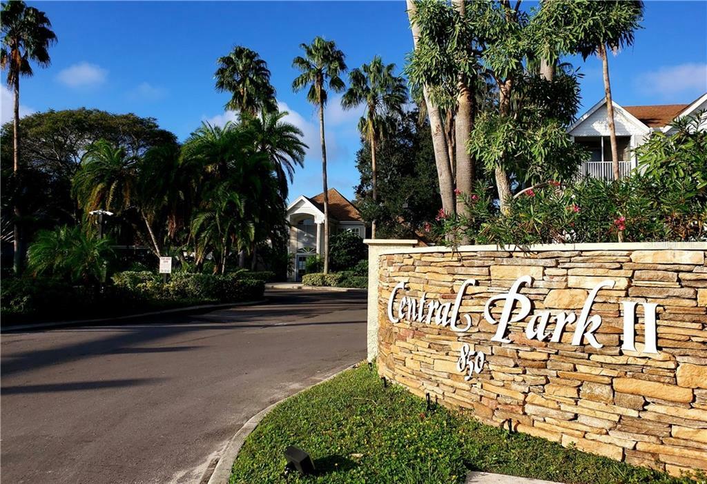 Property Photo:  850 S Tamiami Trail 424  FL 34236 