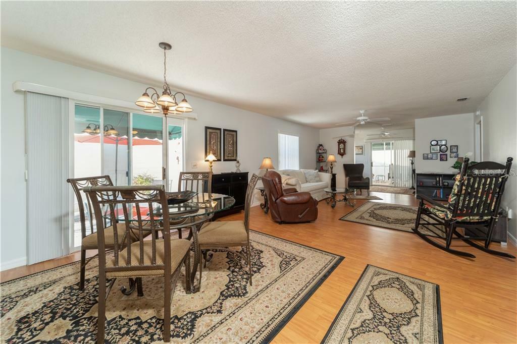 Property Photo: 1450 Azteca Loop FL 32162