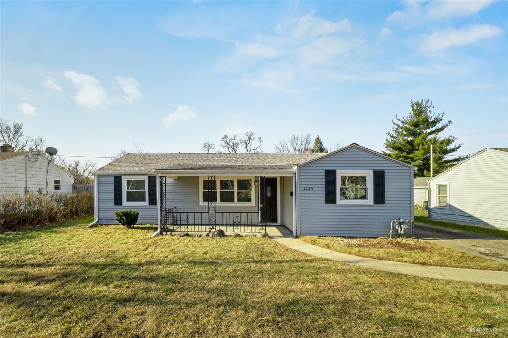 Property Photo: 1229 Lafayette Street IL 60505