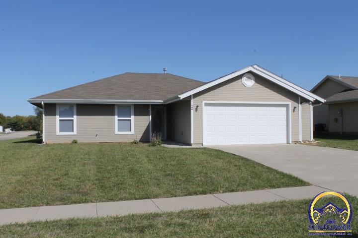Property Photo: 7124 SW 17th Ter KS 66615