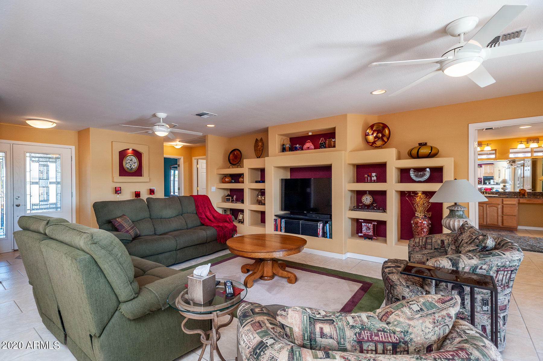 Property Photo: 9403 W Briarwood Circle AZ 85351