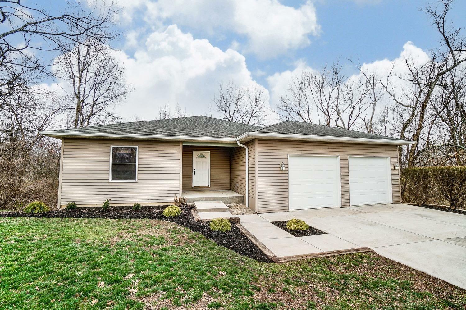 Property Photo: 303 Springdale Ave IN 47001
