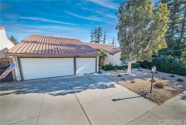 Property Photo:  10432 Garden Grove Avenue  CA 91326 