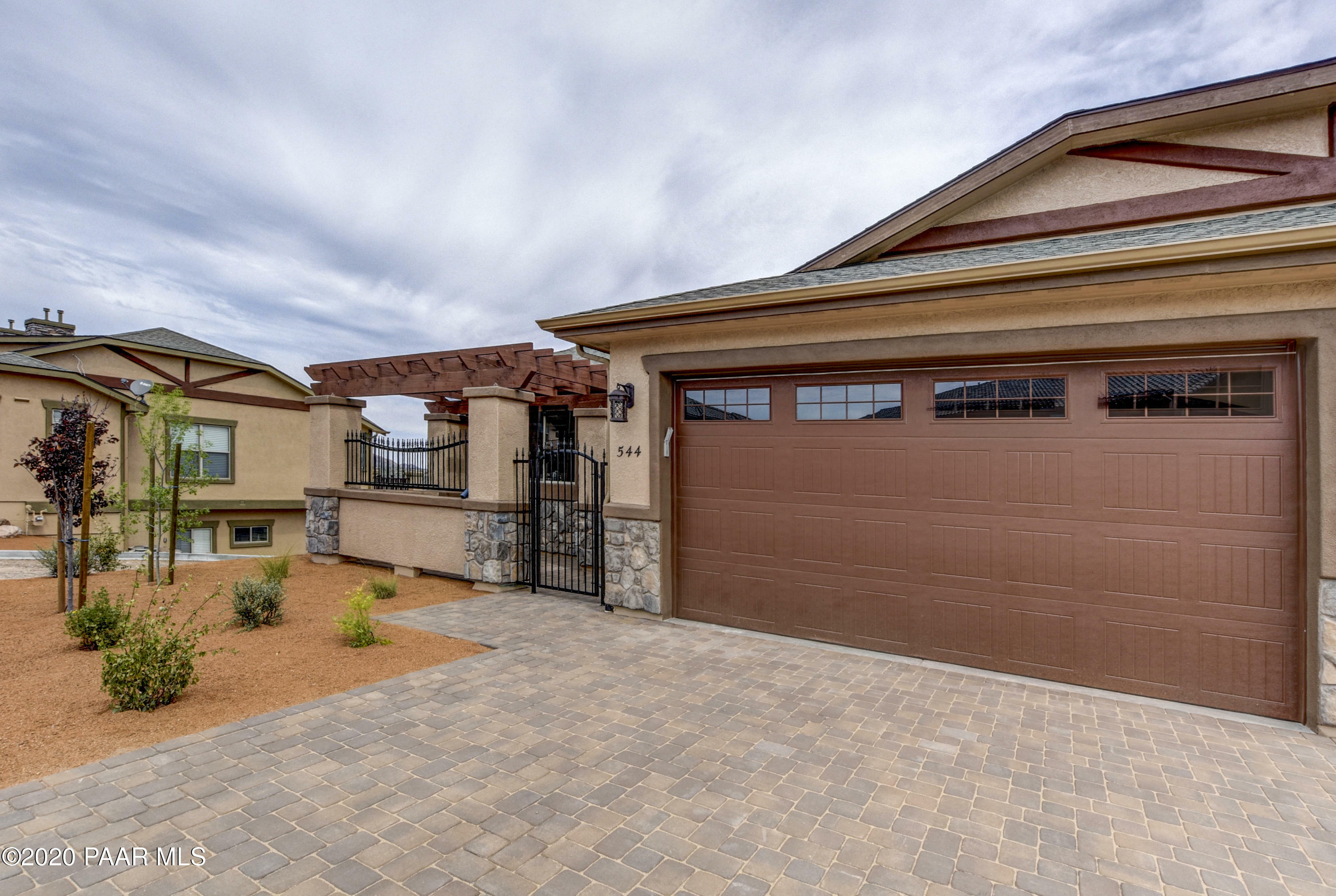 Property Photo:  504 Osprey Trail  AZ 86301 