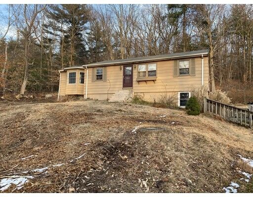 1510 Quaker St  Northbridge MA 01534 photo