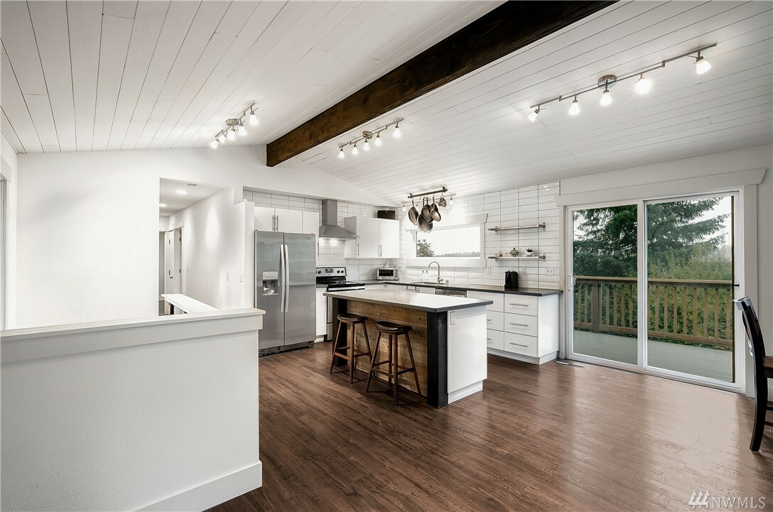 Property Photo: 4709 60th Ave W WA 98466