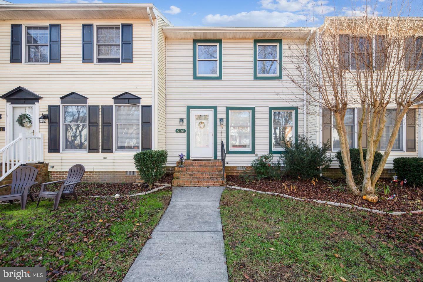 Property Photo:  906 Tamarac Drive  MD 21804 