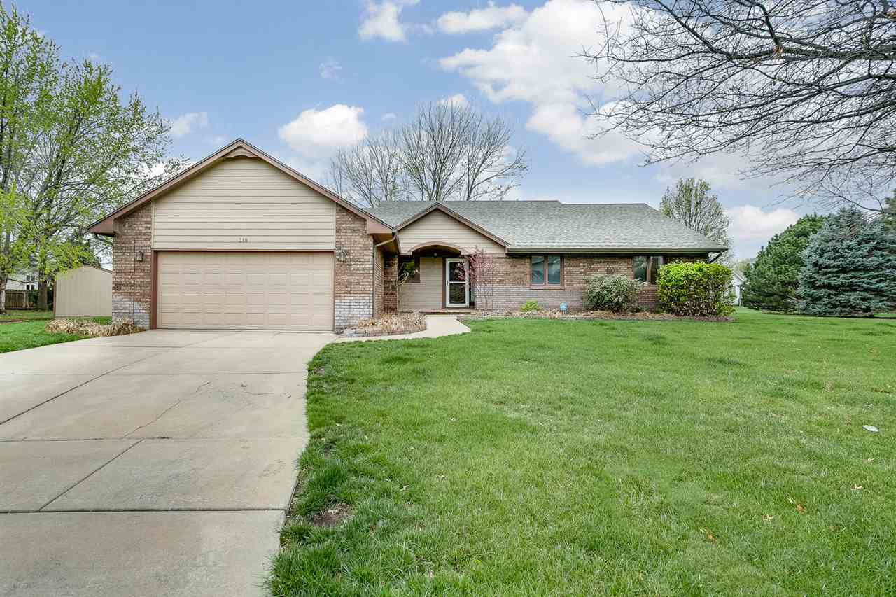 Property Photo:  319 N Bay Country Ct  KS 67235 