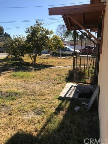 Property Photo: 20524 Alburtis CA 90715