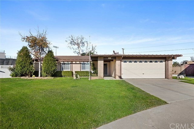 Property Photo:  201 Breting Way  CA 92870 